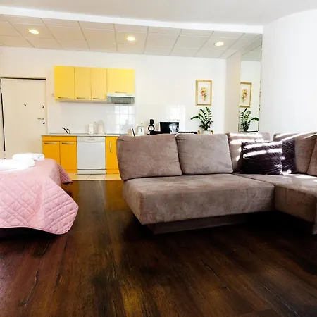 Fortezza アパート