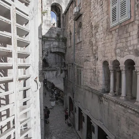 Fortezza アパート